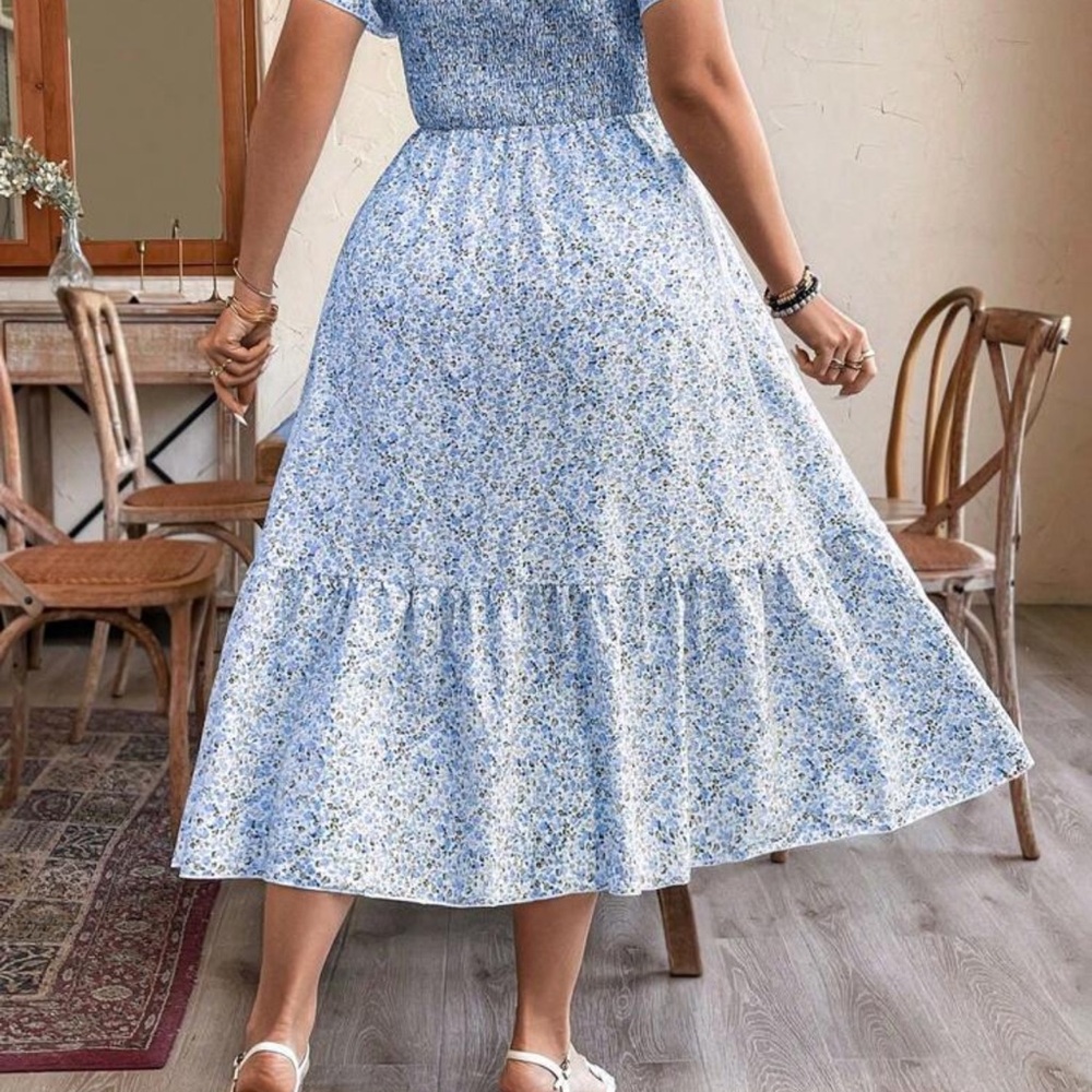 SHEIN emery rose plus size ditsy floral dress - Picture 12 of 12